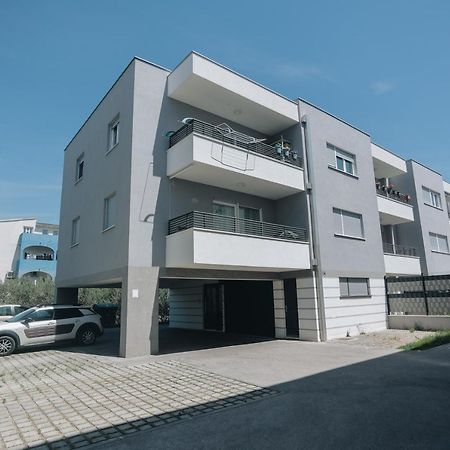 Ferienwohnung Apartman Tema Podstrana Exterior foto