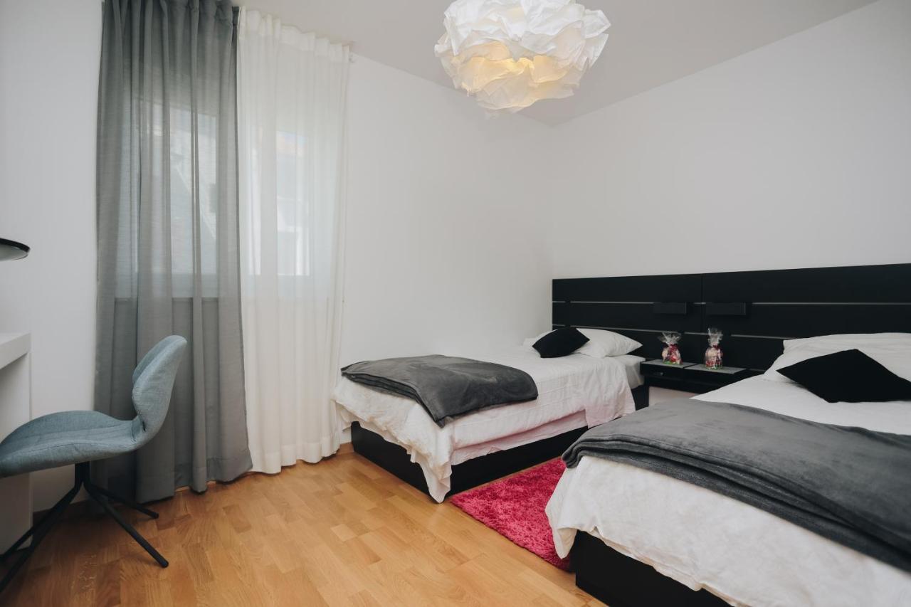 Ferienwohnung Apartman Tema Podstrana Exterior foto